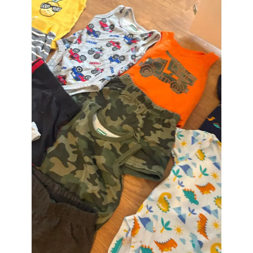 Lot‎ of 17 Pieces Of Size 3-6 Months Boys Clothing